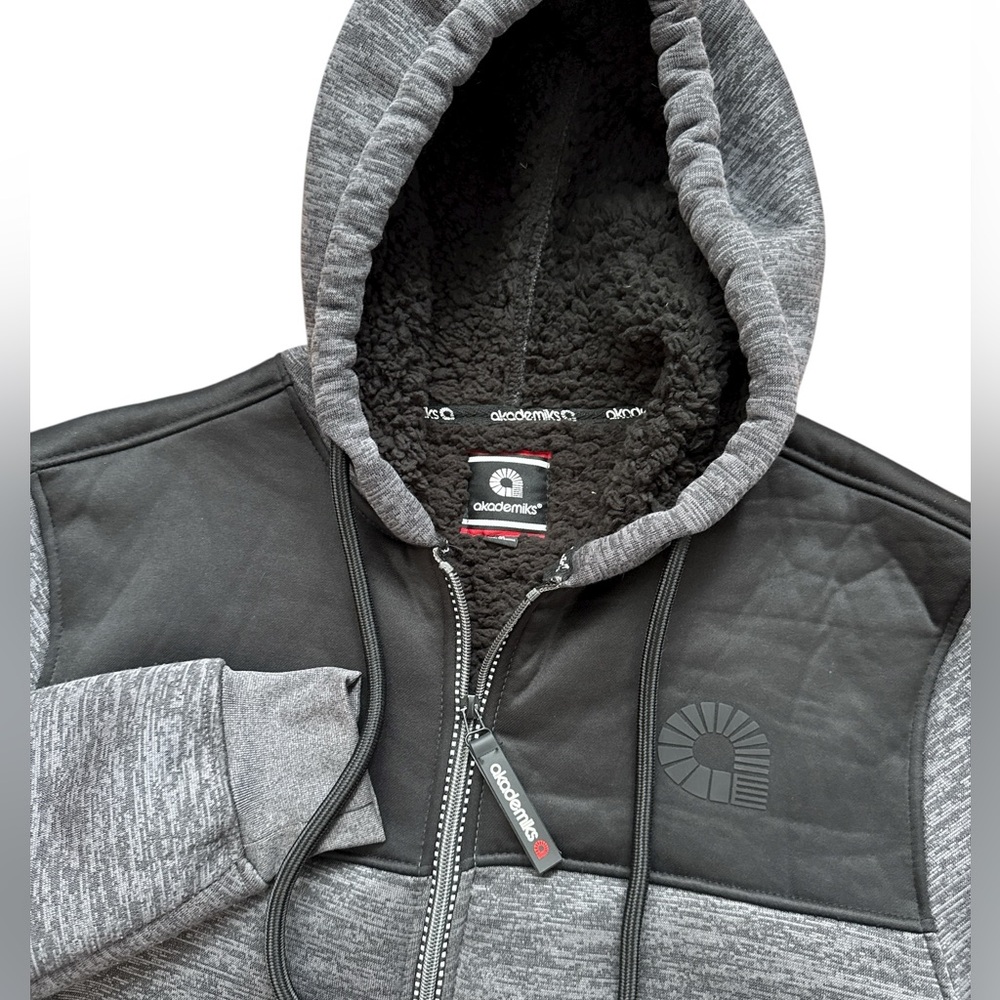 Akademiks Y2K Hip-Hop Men’s Full Zip Up Jacket Sherpa Lined‎ Size Medium Gray